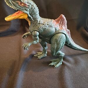 Jurassic World Mattel Poseable Concavenator 12” Dinosaur